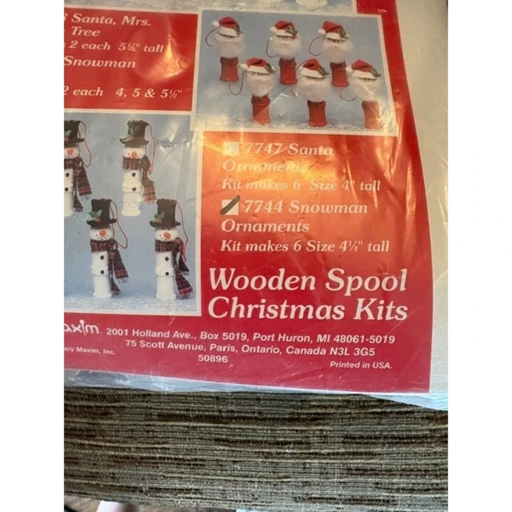Mary Maxim Wooden Spool Snowman Ornaments Kit 7744 Vintage Holiday Craft Makes 6